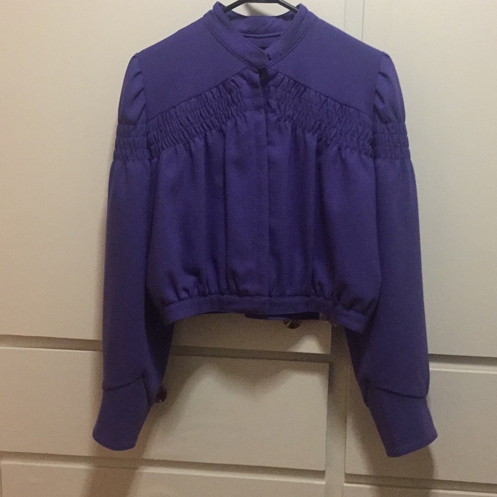 MiniMarket women’s short suit jacket, size 38